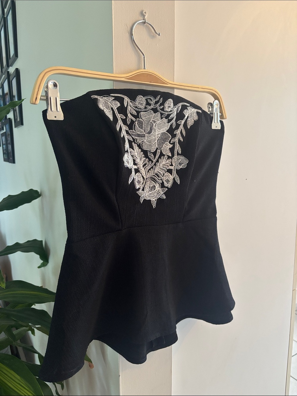 Dynamite sleeveless top